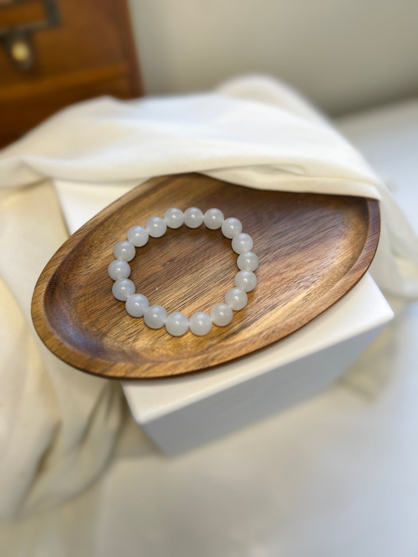 White Hetian Jade Elastic Bracelet, Light Grey Beaded Jade Stretch Bracelets, High Quality Nephrite Bracelet Certificate 10mm Beads 和田白玉手串
