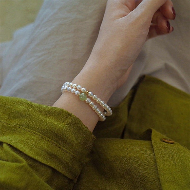 Natural Fresh Water Pearl Stretch Bracelet with Single Light Green Jade Bead or Gold Bead, Genuine Hetian Jade with 6-7mm Pearls Bracelet