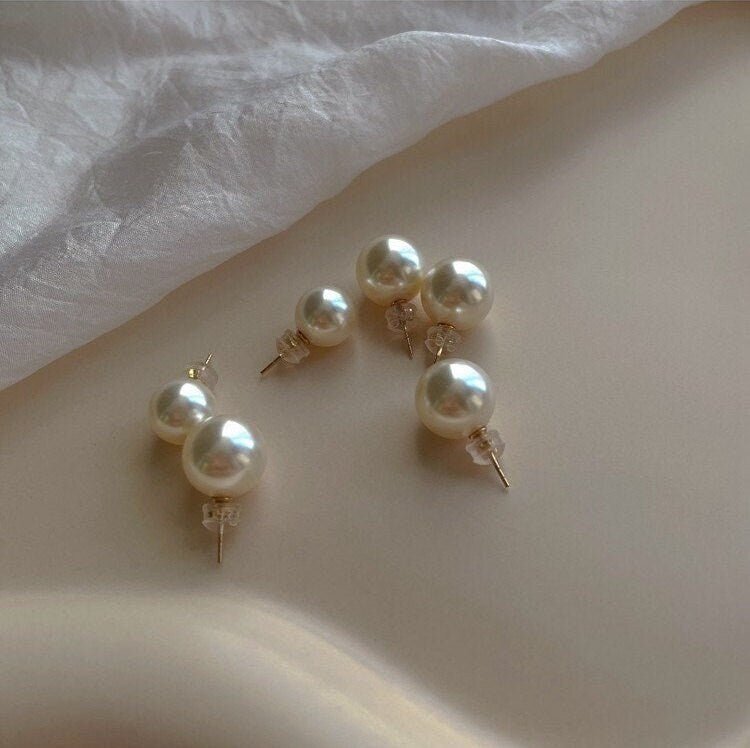 Large Pearl Stud Earring, Swarovski Pearl Studs, 12mm 14mm Pearl Earrings, Bridal Pearl Post Earring, Bridesmaids Pearl, Bridal Party Gift