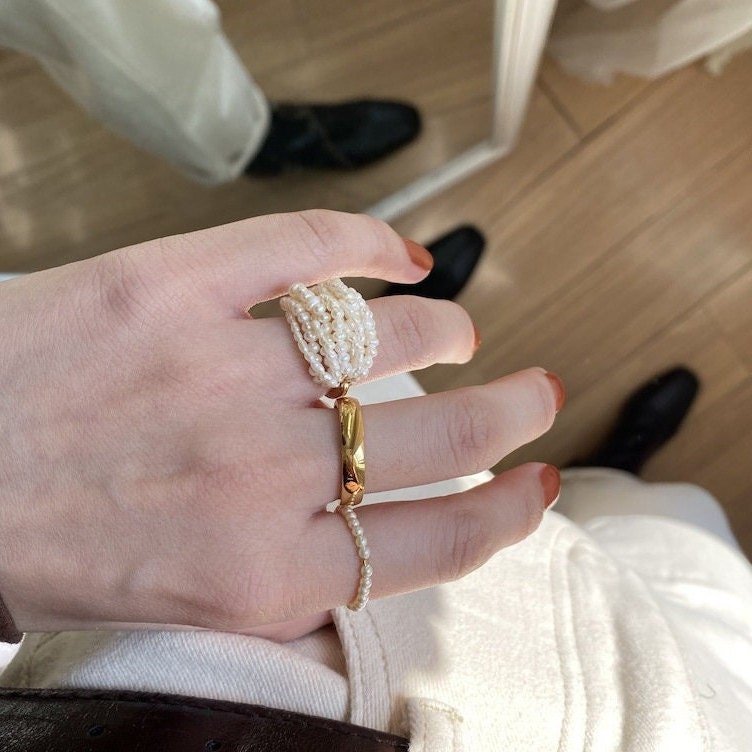 Mini Pearls Stretch Ring, Small Pearls Ring with 14k Gold Filled Bead, 2mm Round Pearl Ring, Stackable Pearl Ring, Adjustable Pearl Ring,