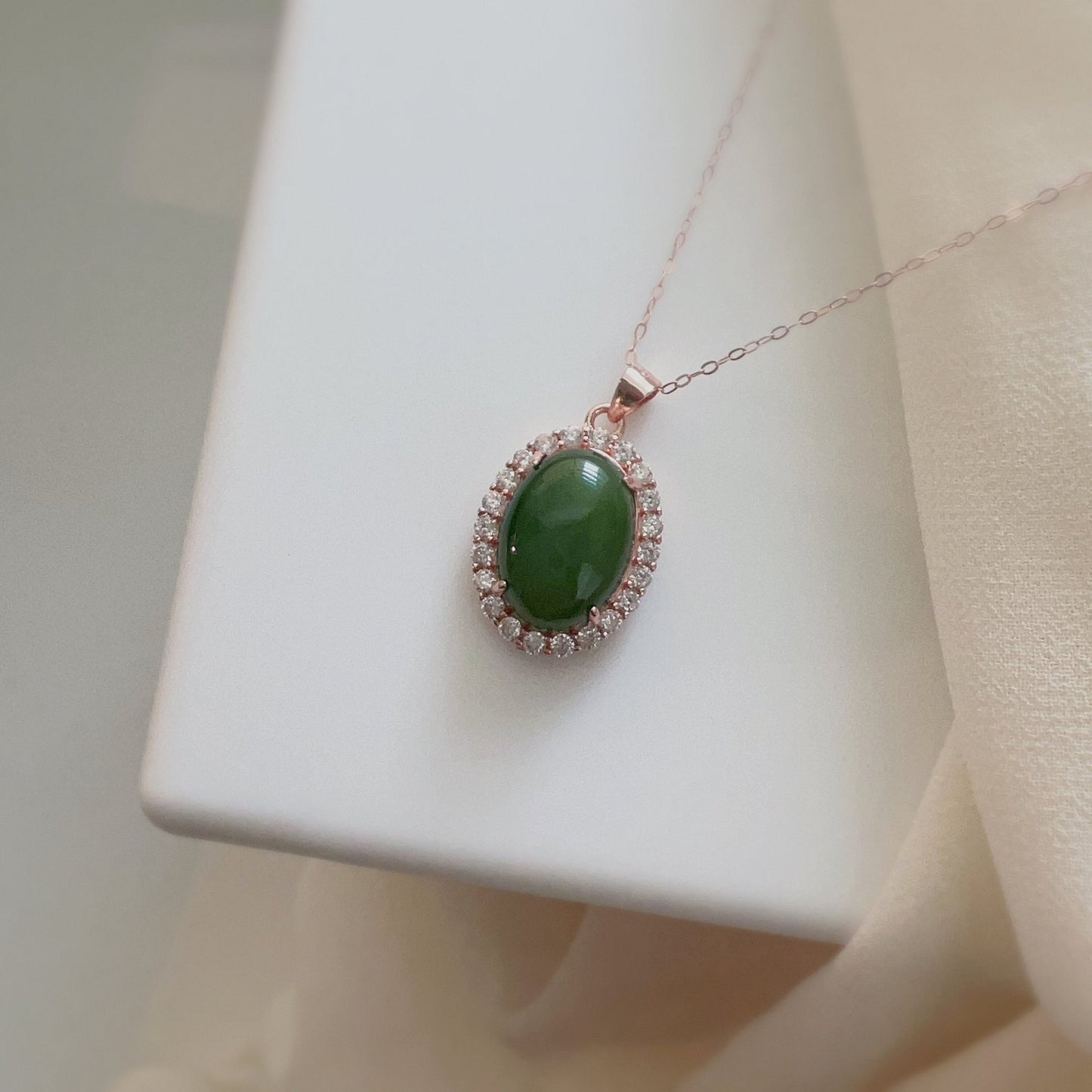 Natural Jade Necklace, Oval Jade Necklace, Hetian Jade Necklace, Green Jade Necklace, Dainty Jade Necklace, Diamond-bordered Jade, Good Luck