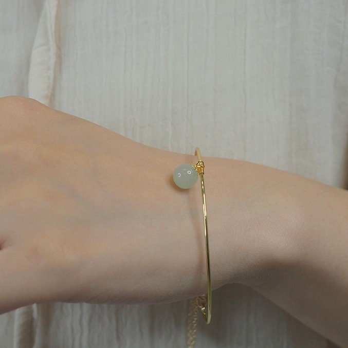 One Drop Jade Bangle, Minimalist Gold Bangle with Hetian Jade, Light Green Jade Bracelet with Magnetic clasp, Minimal Jade Bracelet Bangle