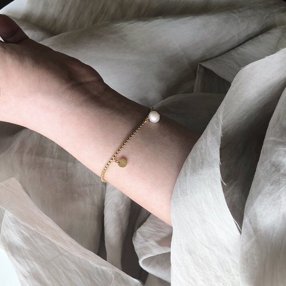 Dainty Pearl Bracelet, Fresh Water Pearl Bracelet, Natural Pearl Bracelet, 18K Gold Plated Bracelet, Wedding Bracelet, 1 Pearl Bracelet