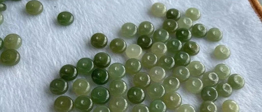donut shaped jade pendent, ornament, bi pi disc, 平安扣, pingankou