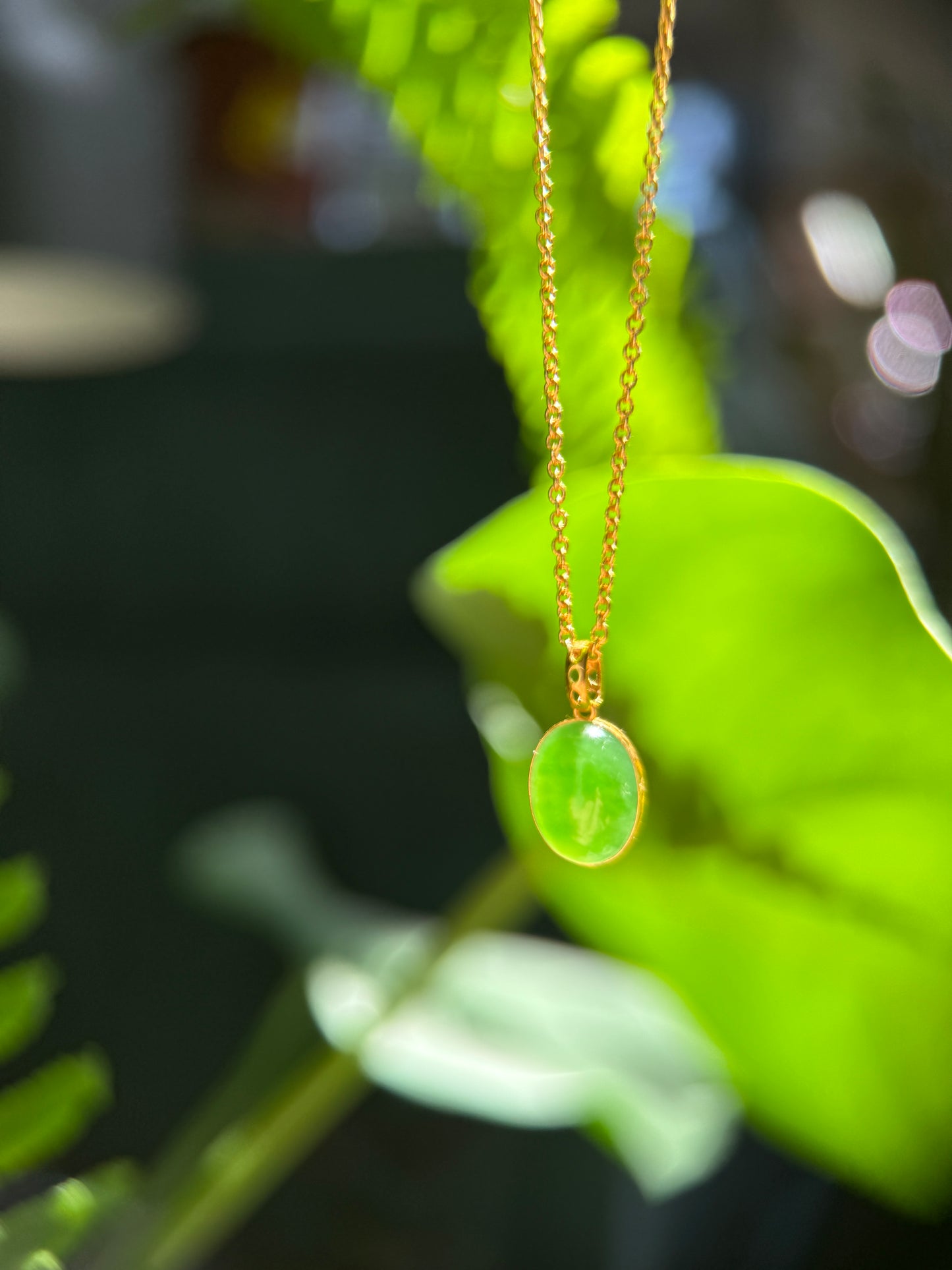 18K Gold Green Jade Dainty Pendant Necklace