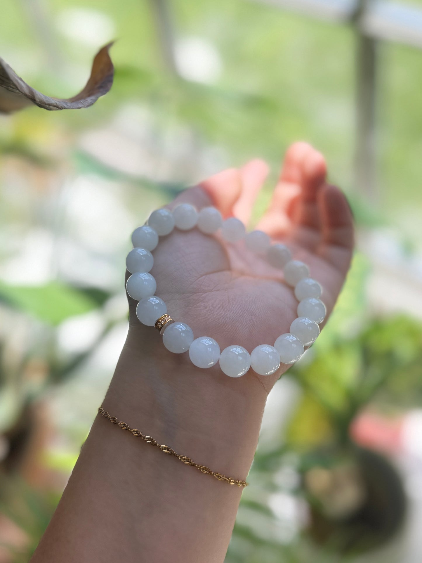 High Quality White Natural Jade Beaded Bracelet with 18K Gold