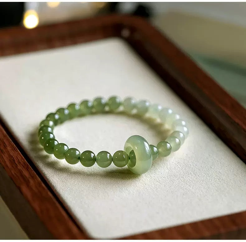 8mm Gradient Jade Beaded Bracelet
