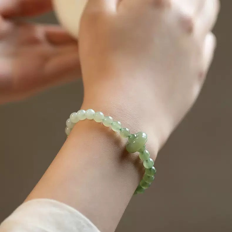 8mm Gradient Jade Beaded Bracelet