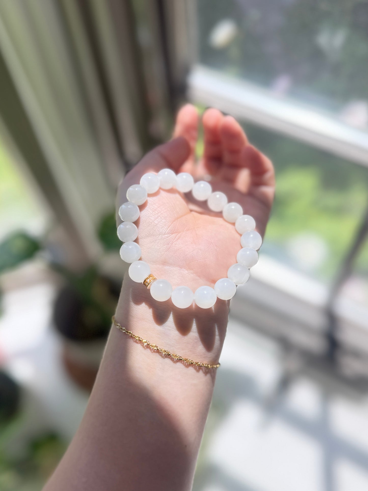 High Quality White Natural Jade Beaded Bracelet with 18K Gold
