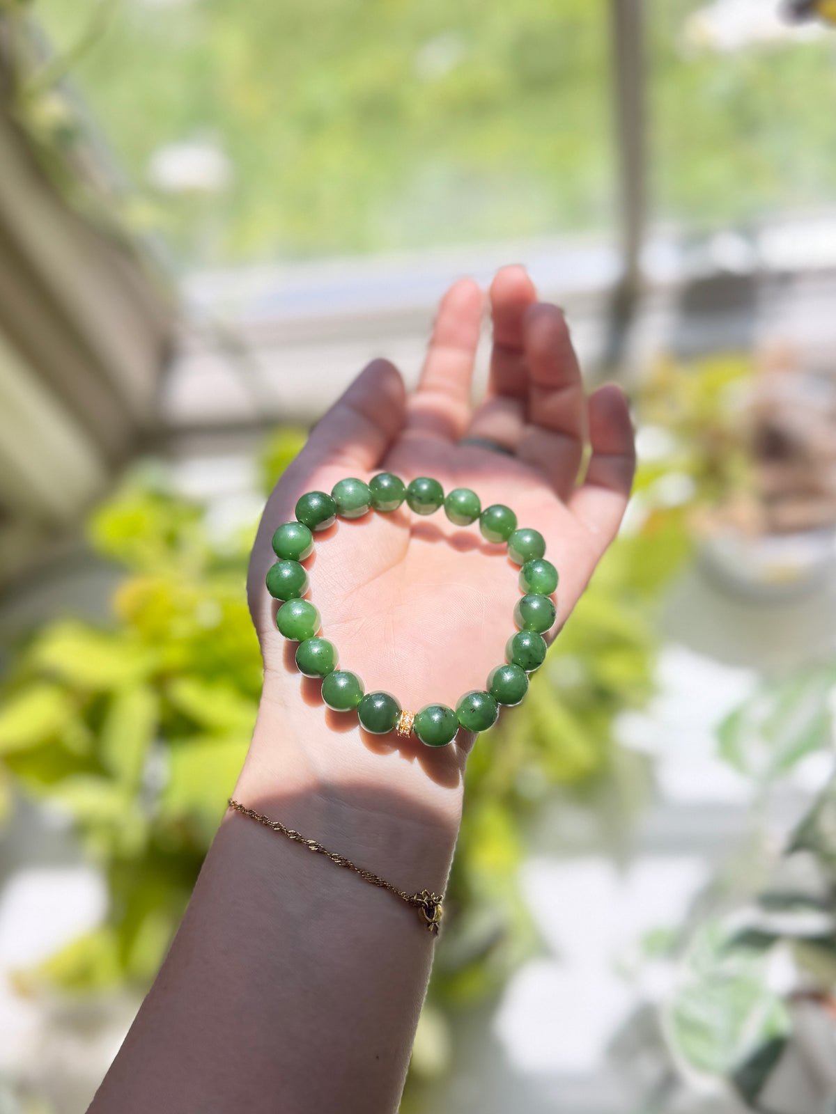 High Quality Green Natural Jade Beaded Bracelet with 18K Gold