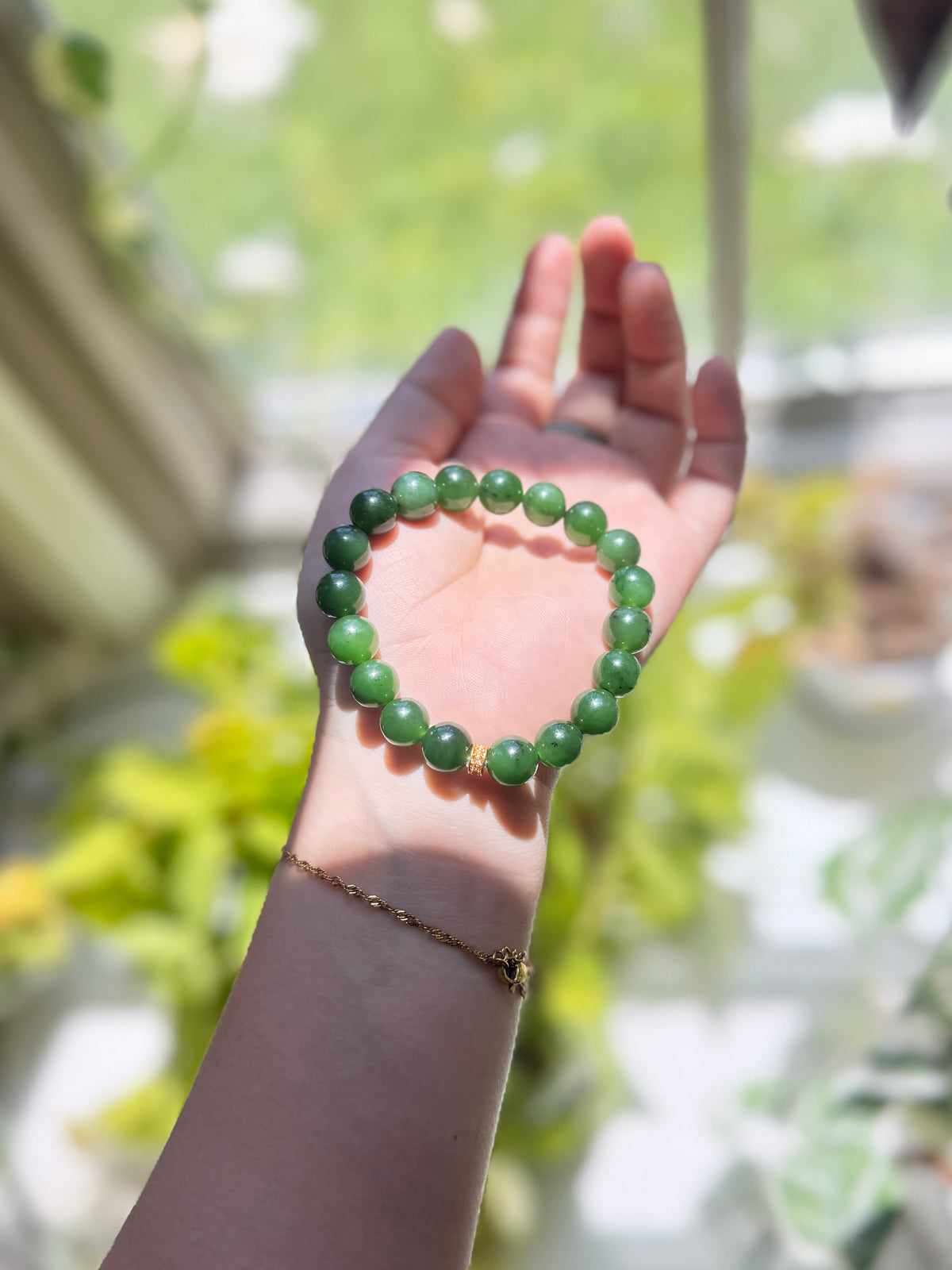 High Quality Green Natural Jade Beaded Bracelet with 18K Gold