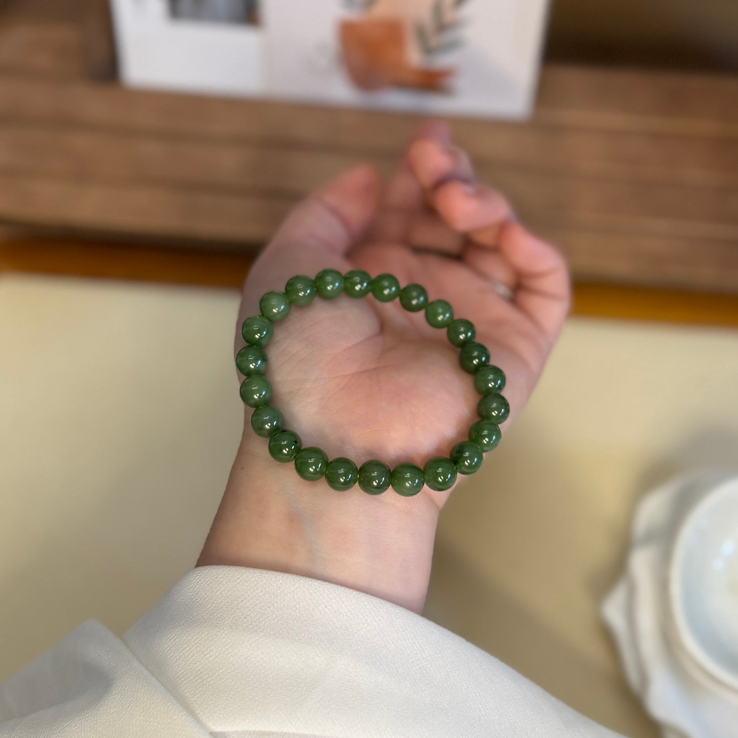 Green Natural Jade Beaded Bracelet - 8mm