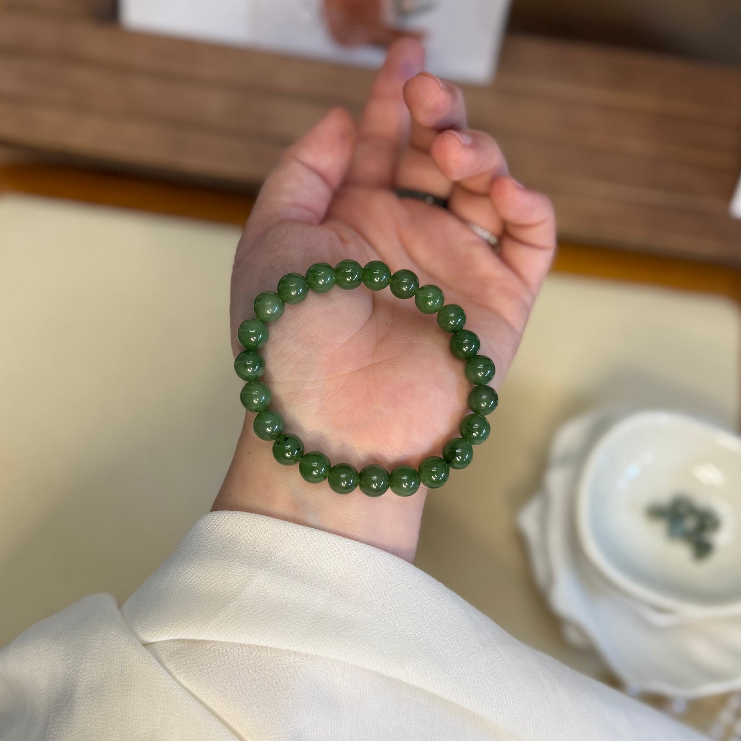 Green Natural Jade Beaded Bracelet - 8mm