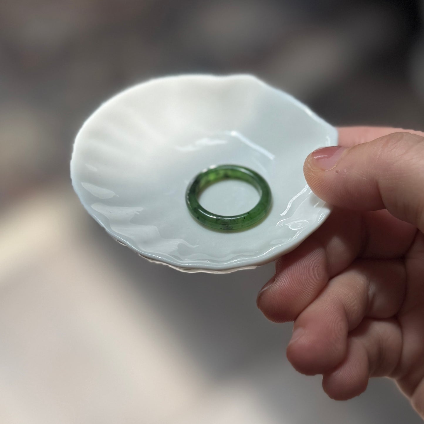 Very Green Natural nephrite Jade Ring