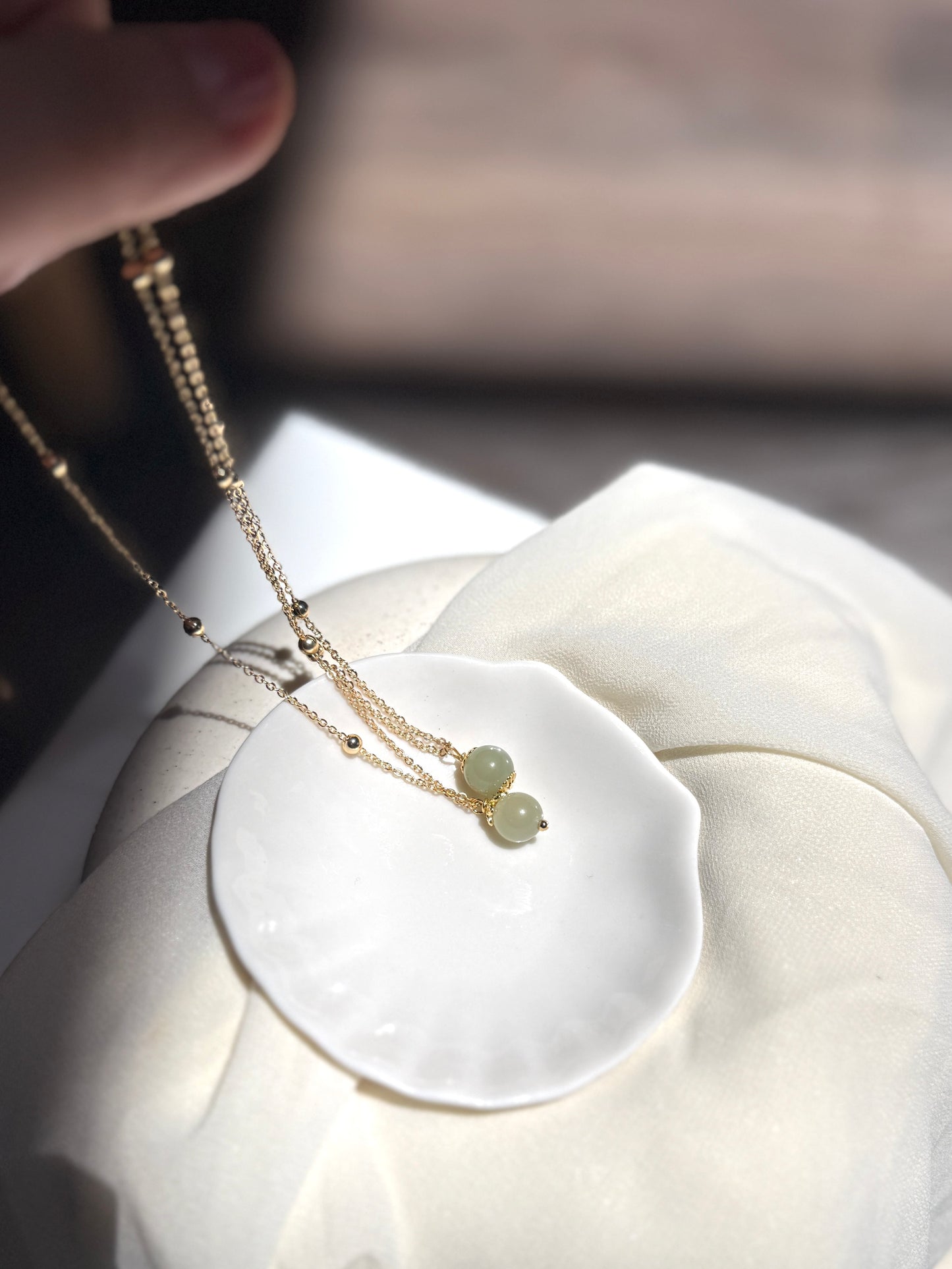 Natural Green Jade Pendant Necklace, Hetian Jade Chocker, Single Bead Necklace, Light Green Gemstone, Dainty Jade Necklace, Good Luck Gift 