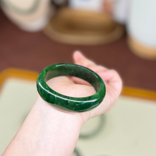 Natural Jade Bangle, Green Nephrite Bangle