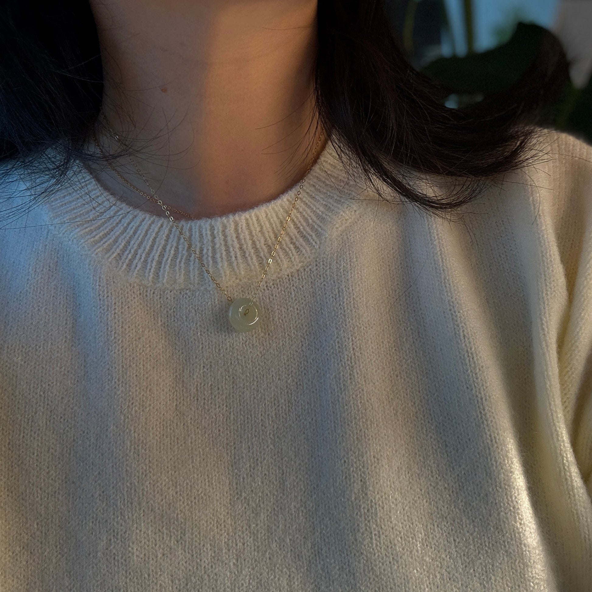NaturaljadeNecklace_HetianPendantNecklace_DaintyJadeNecklace_WhiteGreenJadeDonutNecklace_NephritePendant_JadeGoldjewelry