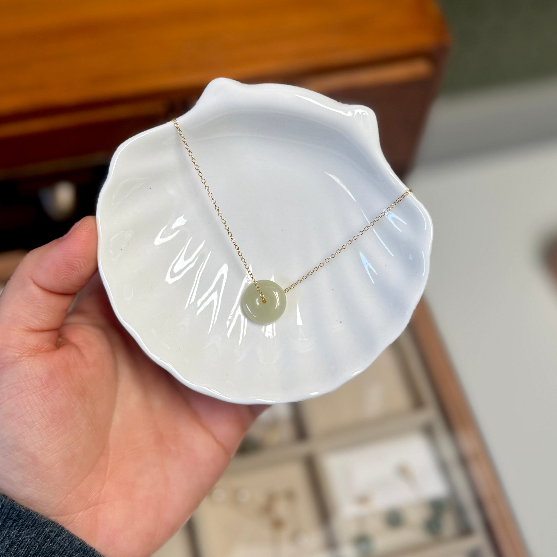 NaturaljadeNecklace_HetianPendantNecklace_DaintyJadeNecklace_WhiteGreenJadeDonutNecklace_NephritePendant_JadeGoldjewelry