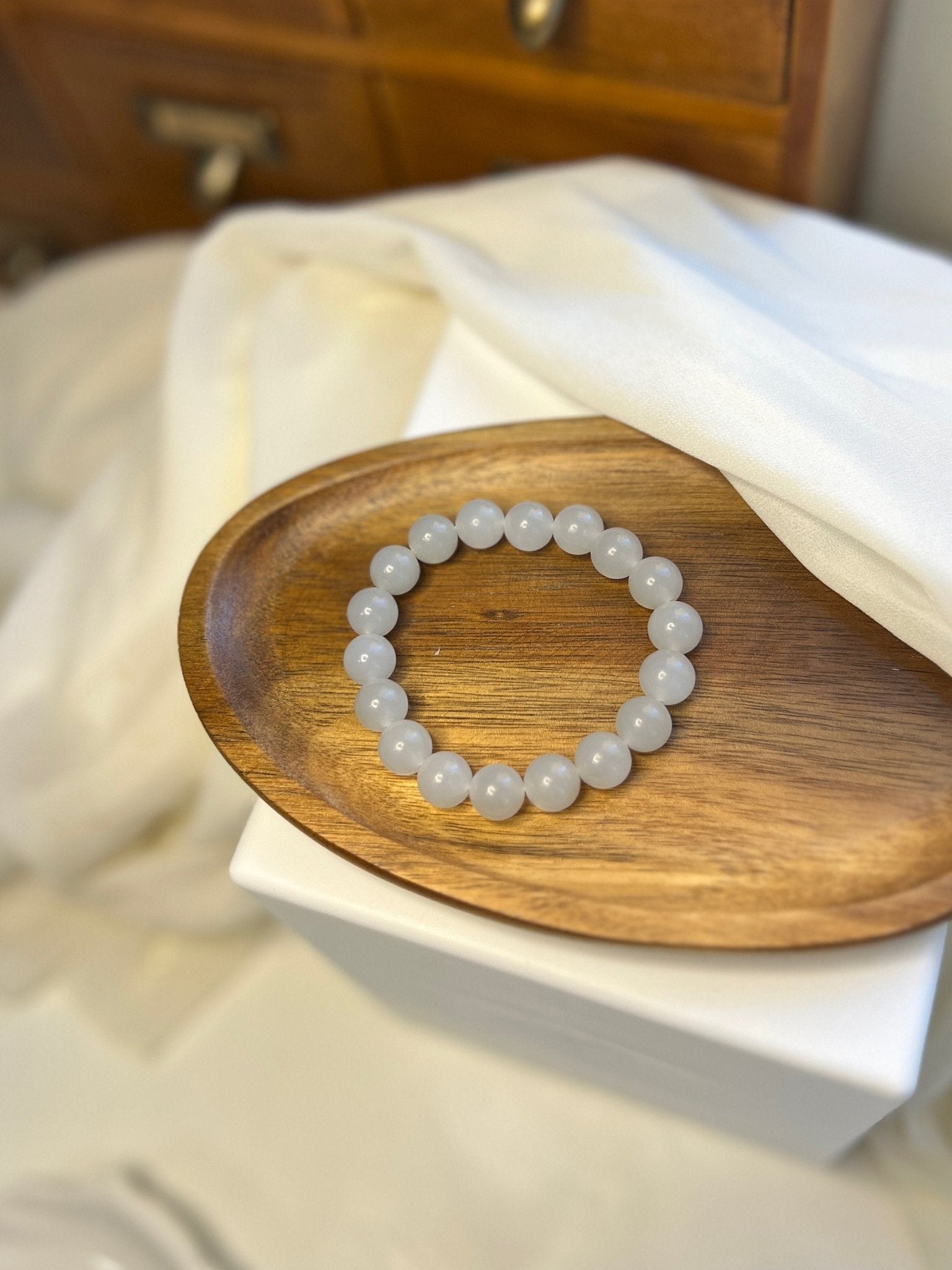 White Hetian Jade Elastic Bracelet, Light Grey Beaded Jade Stretch Bracelets, High Quality Nephrite Bracelet Certificate 10mm Beads 和田白玉手串