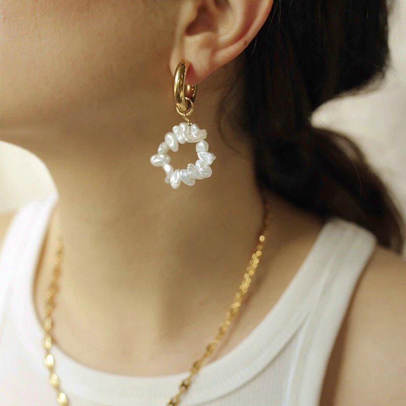 Natural Freshwater Pearl Earring, Gold Hoop Pearl hoop Earring, Irregular Pearl Beaded Gold Circle Earrings