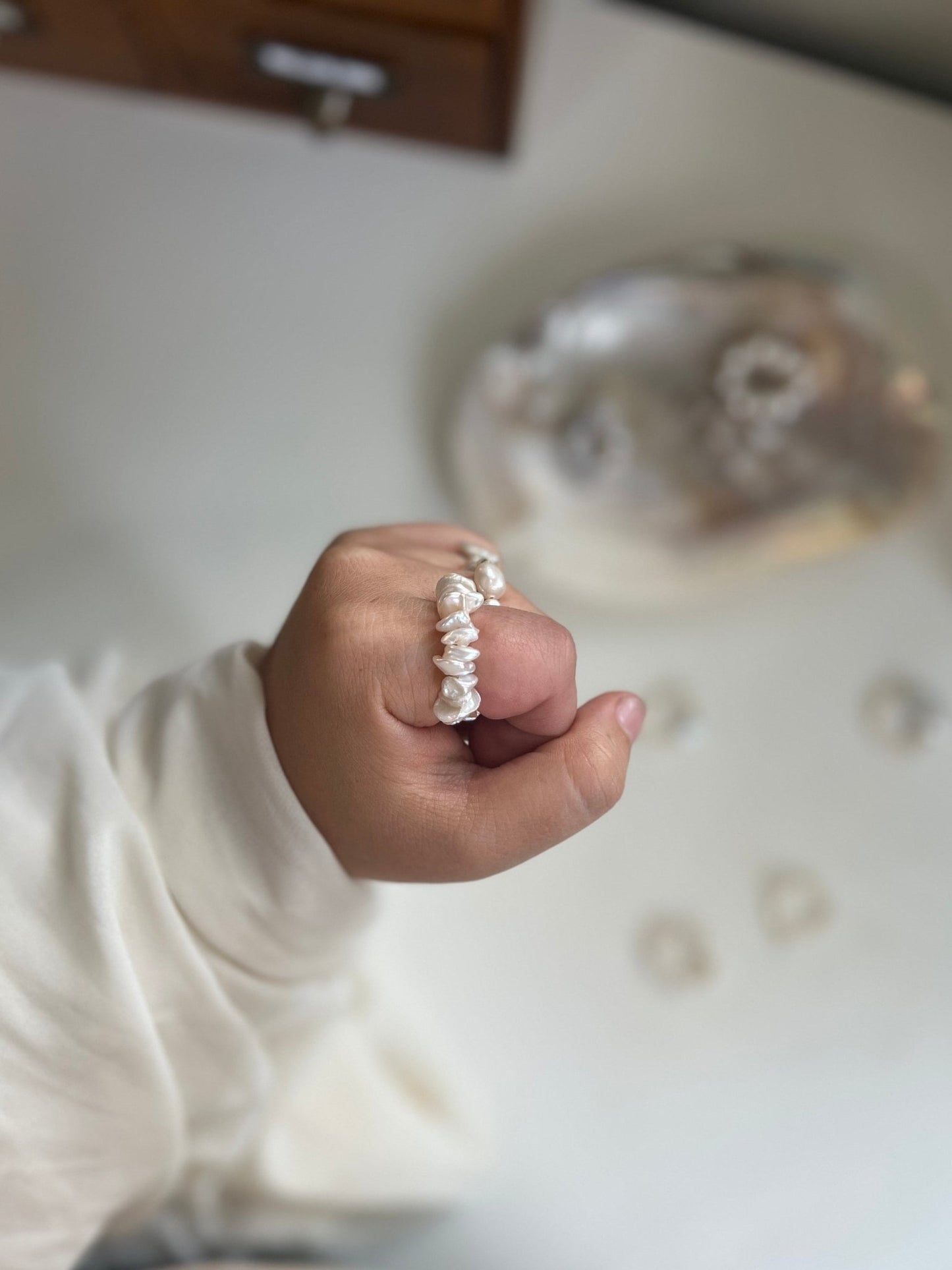 Freshwater Pearl Ring, Boho Beaded Ring, Elastic Ring, Baroque Pearl Ring, Stackable Ring, Statement Ring, Elastic Ring, Pearls Beaded Ring