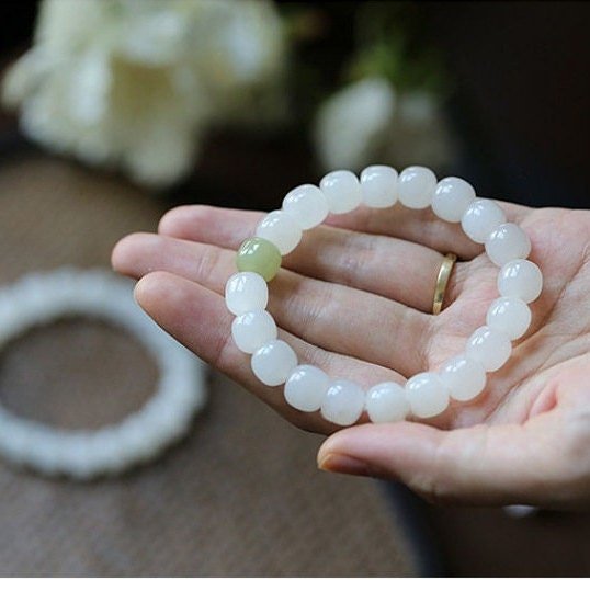 7*8mm 9*10mm Genuine White Nephrite Bracelets with one Green Jade Bead, Natural Hetian Jade Bead Bucket Elastic Bracelet with Stretch Thread