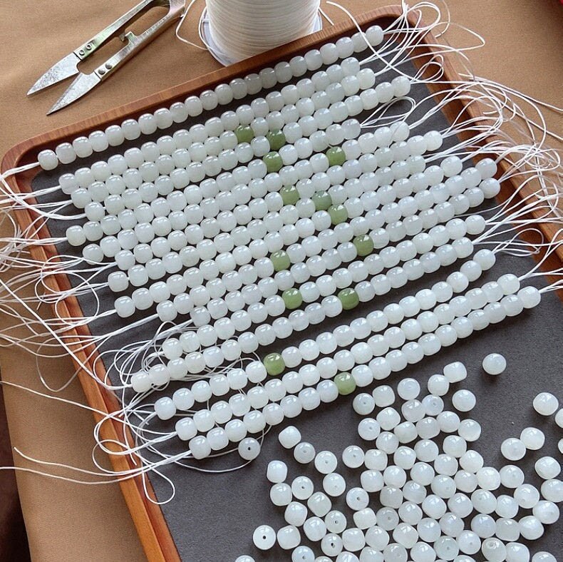 7*8mm 9*10mm Genuine White Nephrite Bracelets with one Green Jade Bead, Natural Hetian Jade Bead Bucket Elastic Bracelet with Stretch Thread