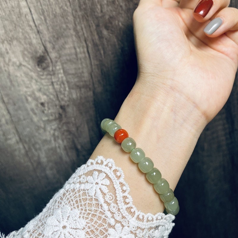 Simple Nephrite Light Green Bracelets Minimalist Natural Hetian Jade Bucket Beaded Bracelet with one south red agate For Women Girls Gift