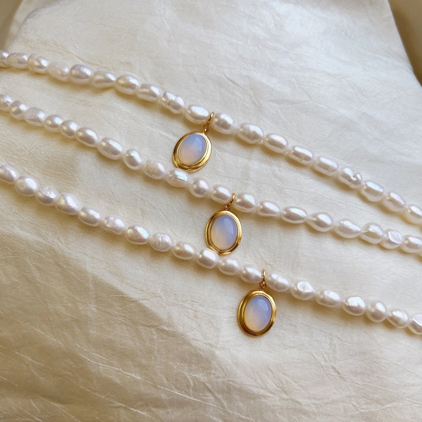 Freshwater Pearl Moonstone Necklace