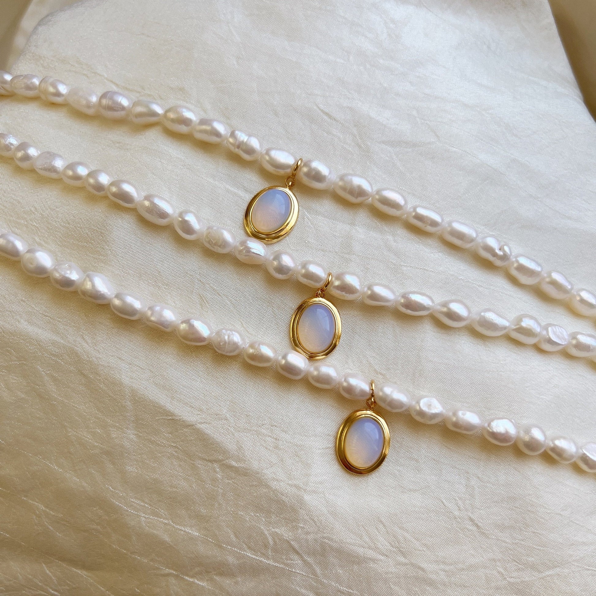 Moonstone Natural Freshwater Pearl Necklace, Baroque Irregular Pearl Necklaces with a Moonstone Pendant, 925 Sterling Silver Chokers