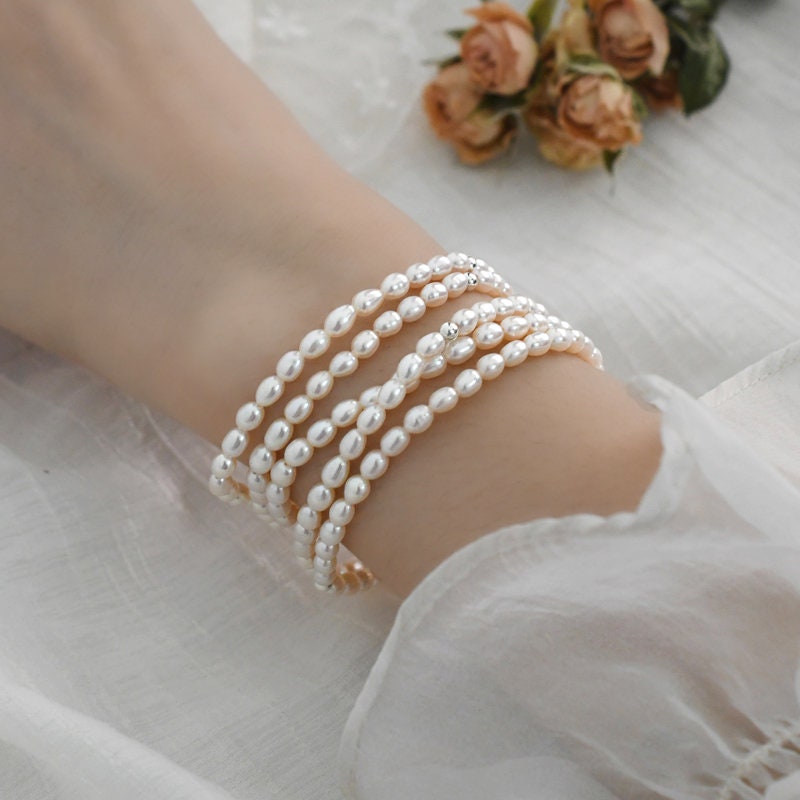 Natural Pearl Stretch Bracelet, Fresh Water Pearl Bracelet, Rice Pearl Bracelet, Wedding Bracelet, Bridal Bracelet, Bridesmaid bracelet