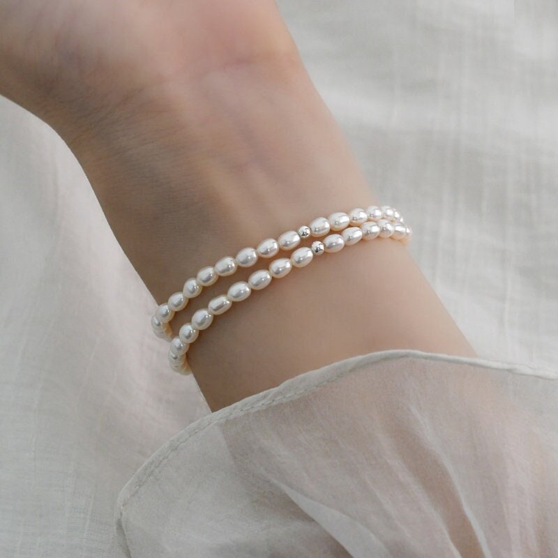 Natural Pearl Stretch Bracelet, Fresh Water Pearl Bracelet, Rice Pearl Bracelet, Wedding Bracelet, Bridal Bracelet, Bridesmaid bracelet