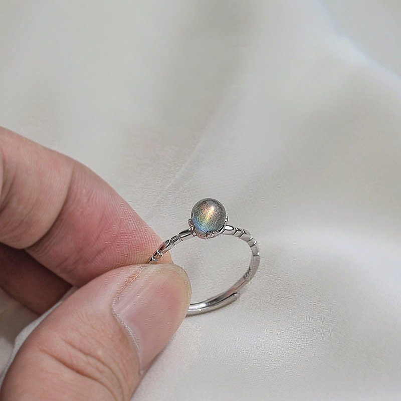 Simple Moonstone Silver Ring, Natural Gemstone S925 Silver Ring, Minimalist Adjustable Ring, Boho Style Round Small Moonstone Ring