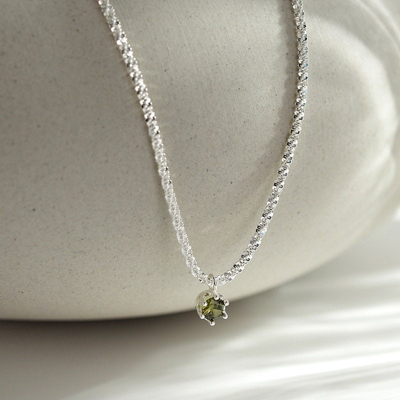 Dainty Peridot Necklace, Tiny Birthstone Necklace, August Birthstone Necklace, Peridot Pendant Necklace, S925 Sparkle Silver Necklace