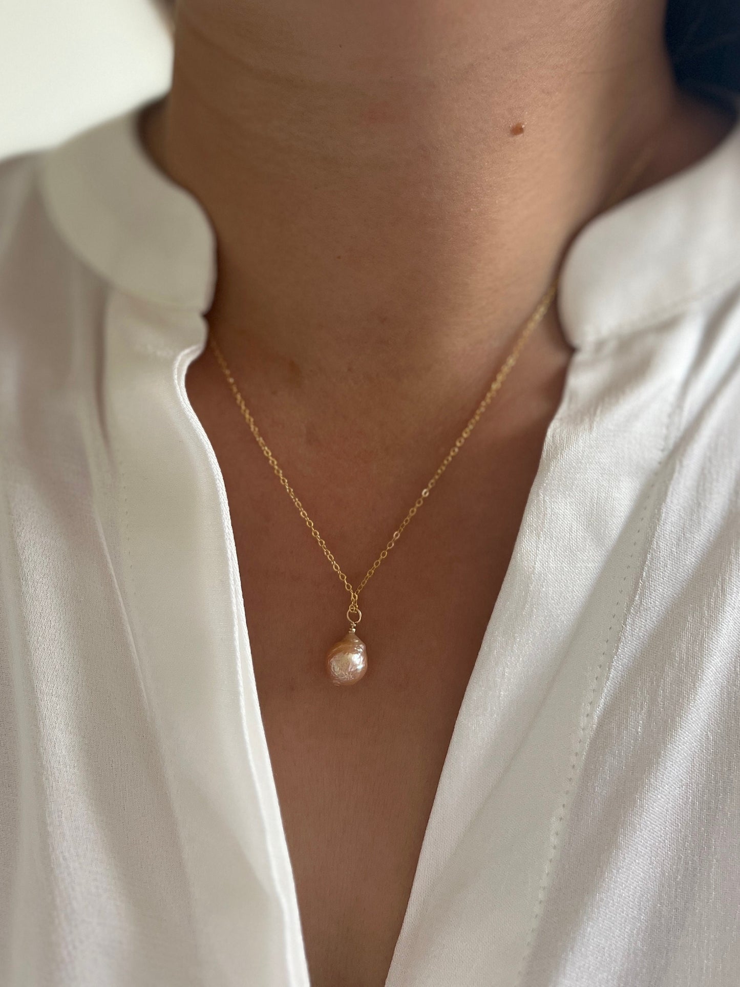 Purple Baroque Pearl Pendant, 14K Gold Filled Necklace, Small Baroque Pearl, white Freshwater Pearl, Pink Irregular Pearl, Wedding Necklace