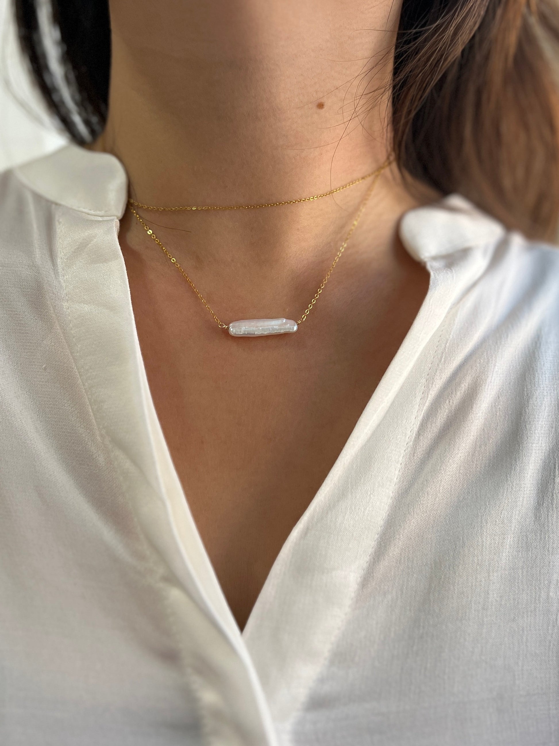 Pearl Bar Pendant Necklace, FreshWater Pearl Necklace, Minimalist Bar Pearl Necklace, 14K Gold Filled Dainty Chain, Wedding Pearl Necklace