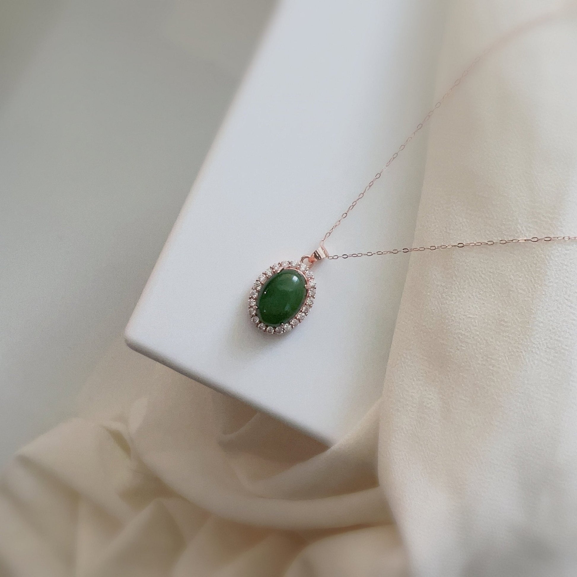 Natural Jade Necklace, Oval Jade Necklace, Hetian Jade Necklace, Green Jade Necklace, Dainty Jade Necklace, Diamond-bordered Jade, Good Luck