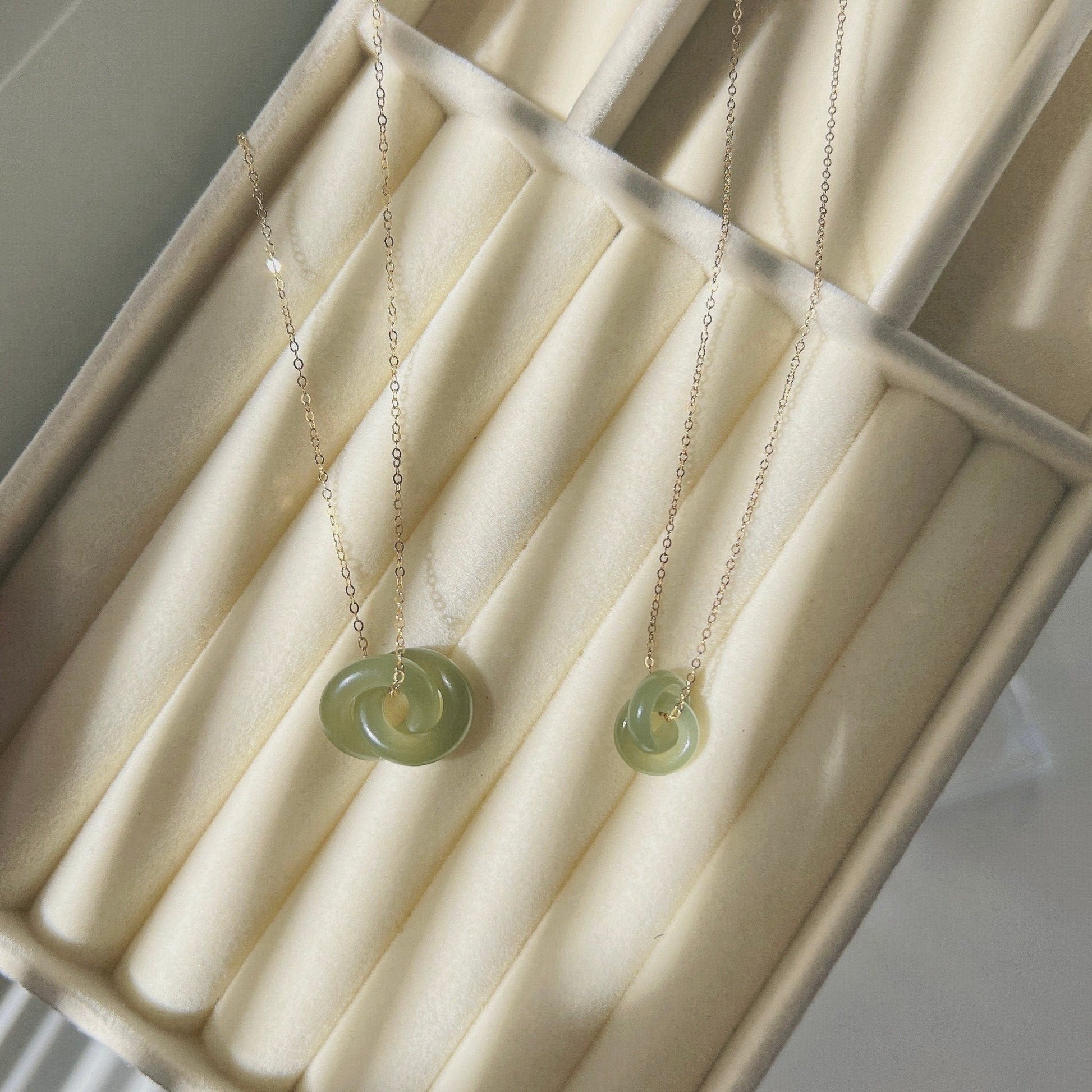 Natural Jade Necklace, Hetian Pendant Necklace, Jade Gold jewelry, Dainty Jade Necklace, Jade Interlocking Circle Necklace, Two Ring Pendant
