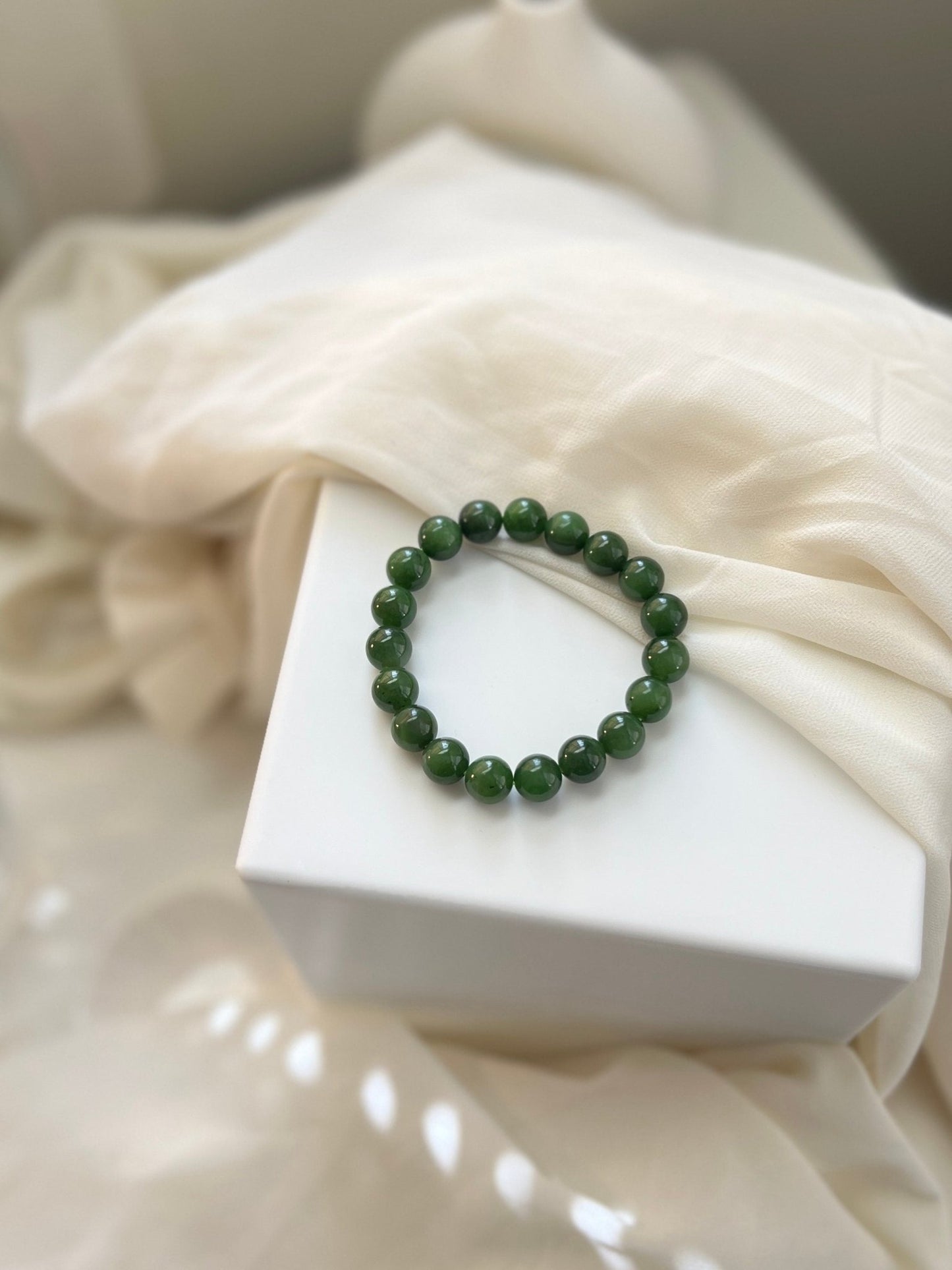 Natural Jade Beaded Bracelet, Green Jade Bracelet, Natural Hetian Jade, Genuine Nephrite Bracelet, Cat Eye Jade Beads, 9mm 10mm Jade Beads