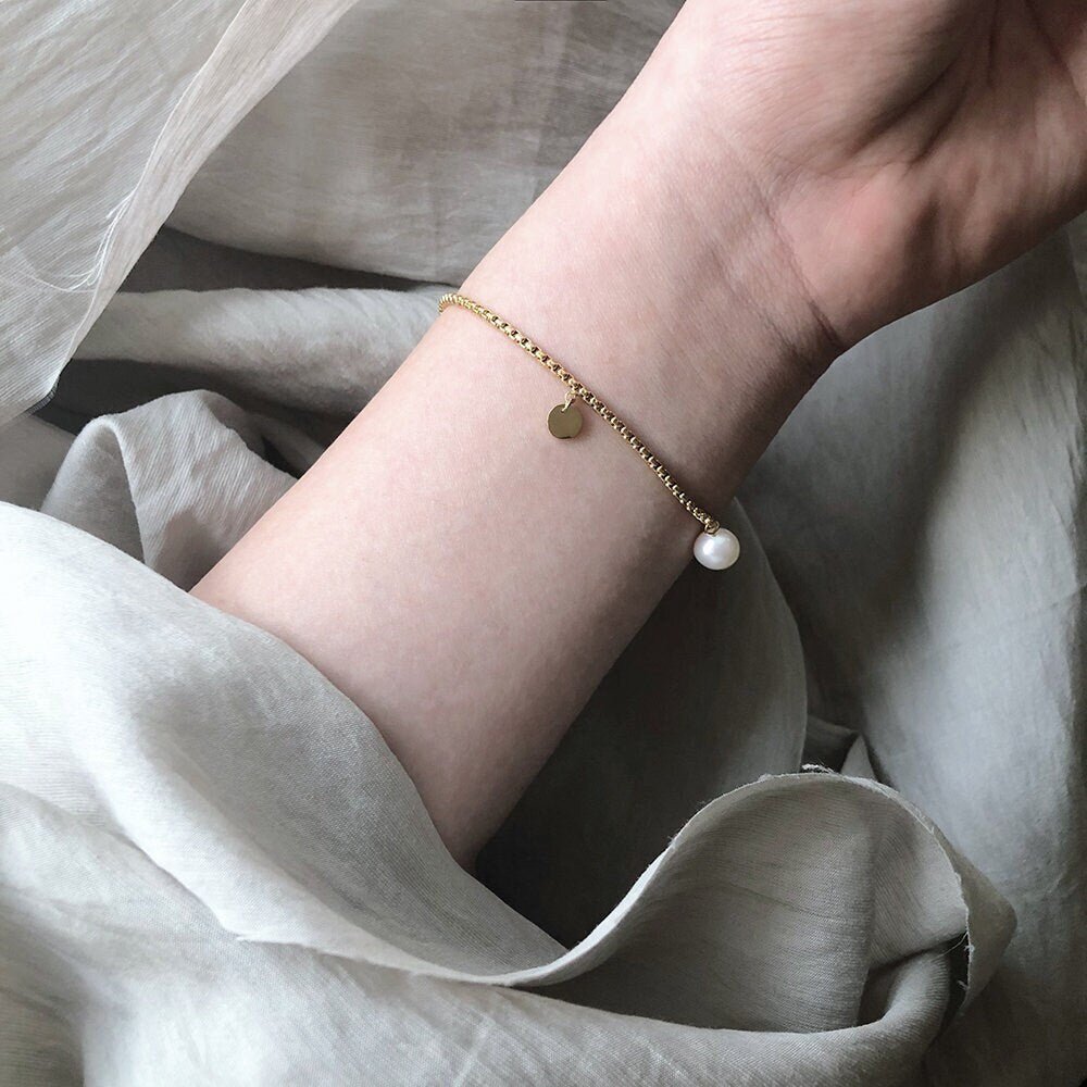 Dainty Pearl Bracelet, Fresh Water Pearl Bracelet, Natural Pearl Bracelet, 18K Gold Plated Bracelet, Wedding Bracelet, 1 Pearl Bracelet